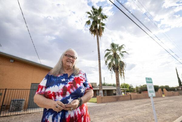 Mary Jo Odom casted her early ballot in Tucson, AZ., on Oct. 9, 2024. (John Fredricks/The Epoch Times)