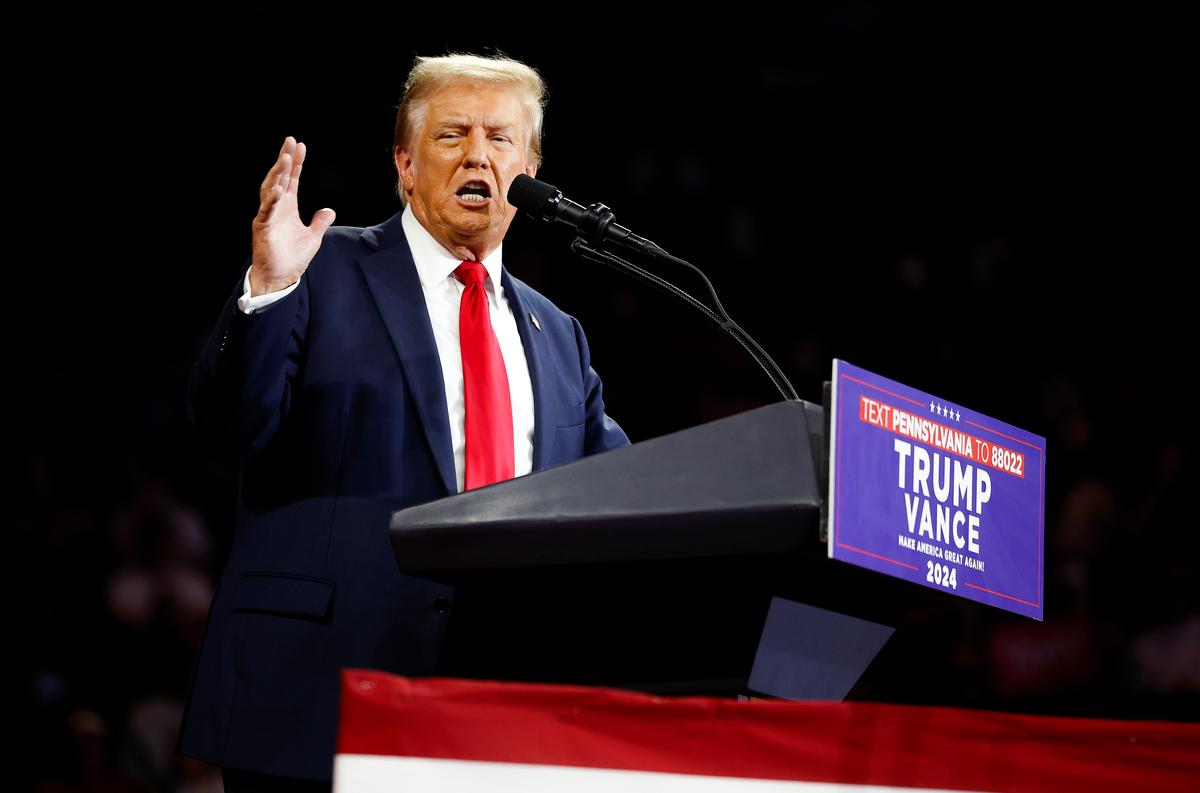 Trump Vows Campaign Will Scrutinize Integrity of Election Closely thumbnail