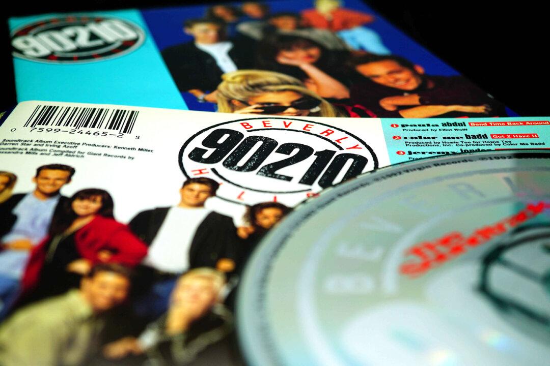 ‘Beverly Hills, 90210’ Actor Nicholas Pryor Dies at 89