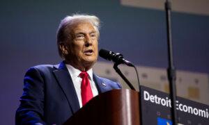 Trump Says His Supporters Wonât Cause Election Chaos