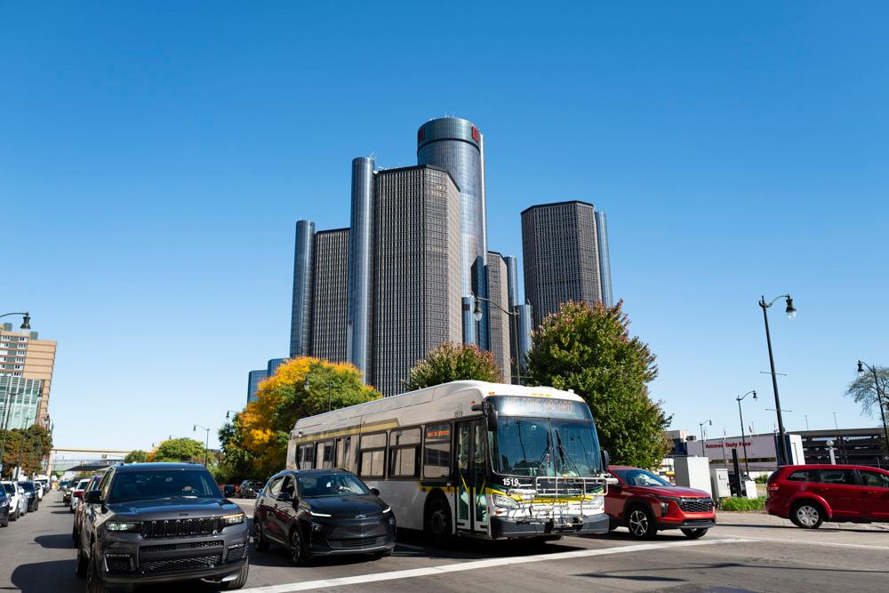 Michigan’s US Senate Race Tightens as Rogers, Slotkin Woo Undecideds