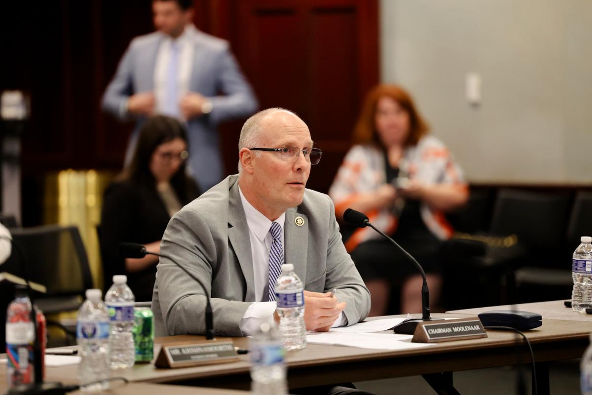 Congress Asks Telecom Executives to Testify on CCP Hack