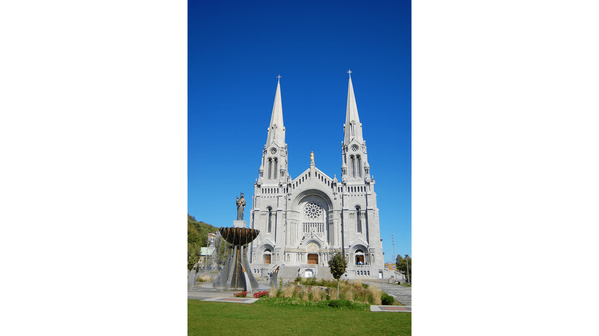 Basilica of Sainte-Anne-de-Beaupré: Canada’s Cultural Gem