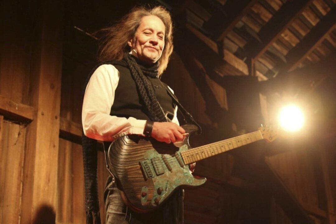 Jake E. Lee, Former Ozzy Osbourne Guitarist, Shot Multiple Times in Las Vegas