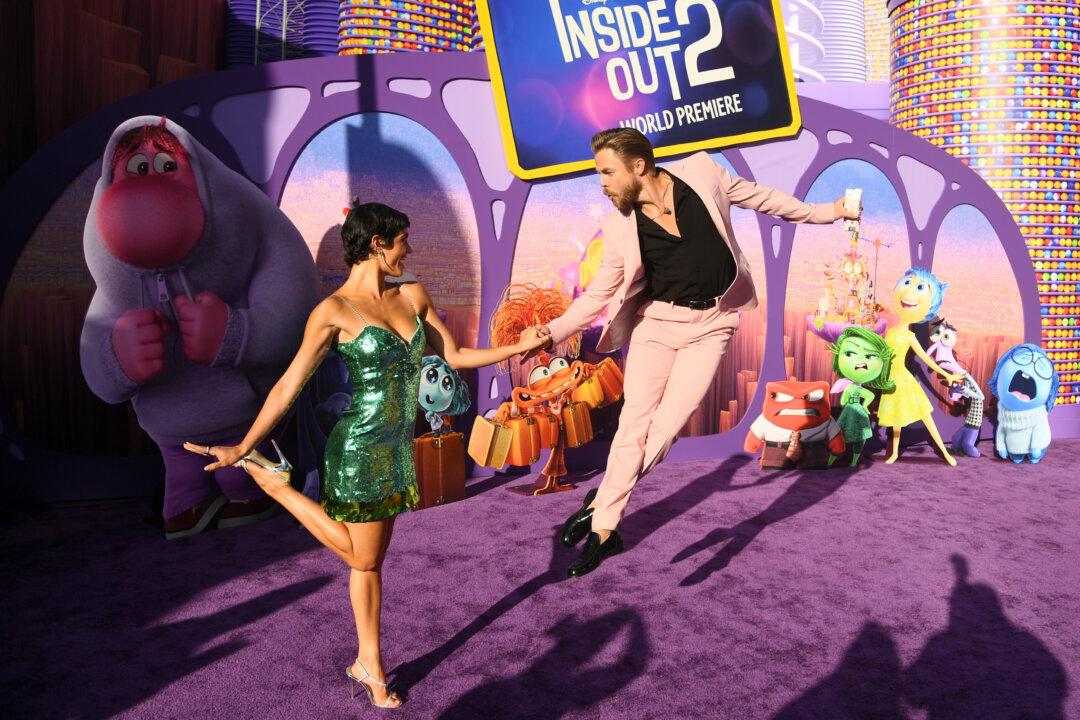 Dancing Couple Derek Hough and Hayley Erbert Return to the Ballroom Following Health Scare