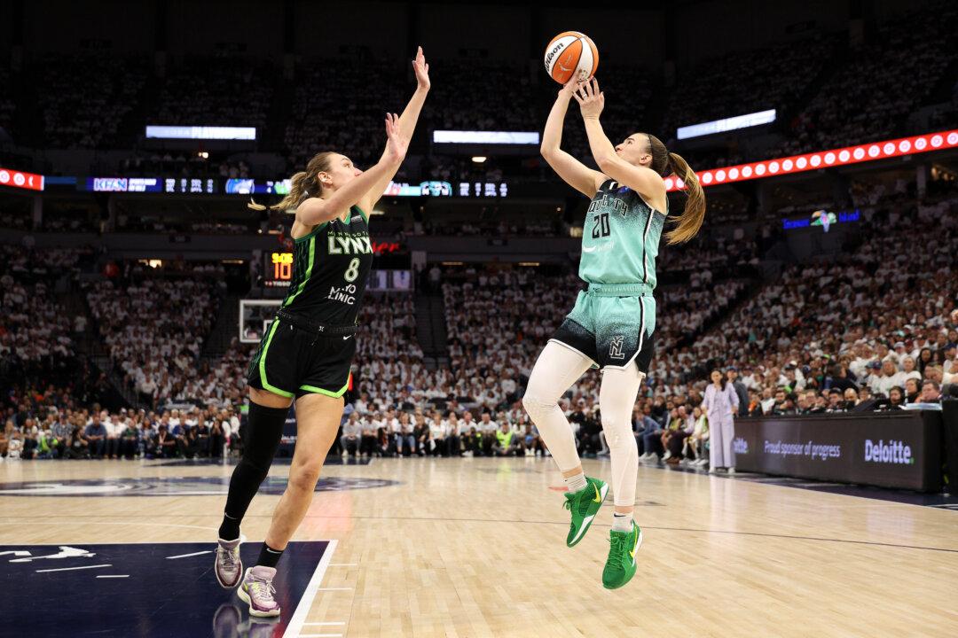 Ionescu’s 3-pointer With 1 Second Left Gives Liberty 80–77 Win Over Lynx and 2–1 Lead in WNBA Finals