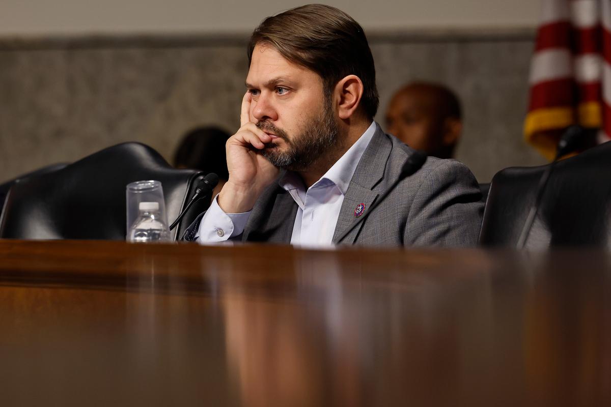 Arizona Supreme Court Rejects Senate Candidate’s Bid to Keep Divorce Records Sealed