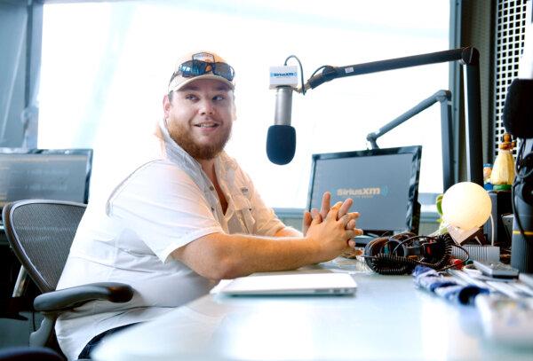 Luke Combs Unveils ‘Days Like These’