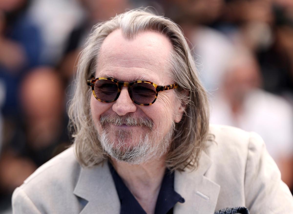 ‘Slow Horses’ Star Gary Oldman Narrates Christmas Poem for British Spy Agency MI5