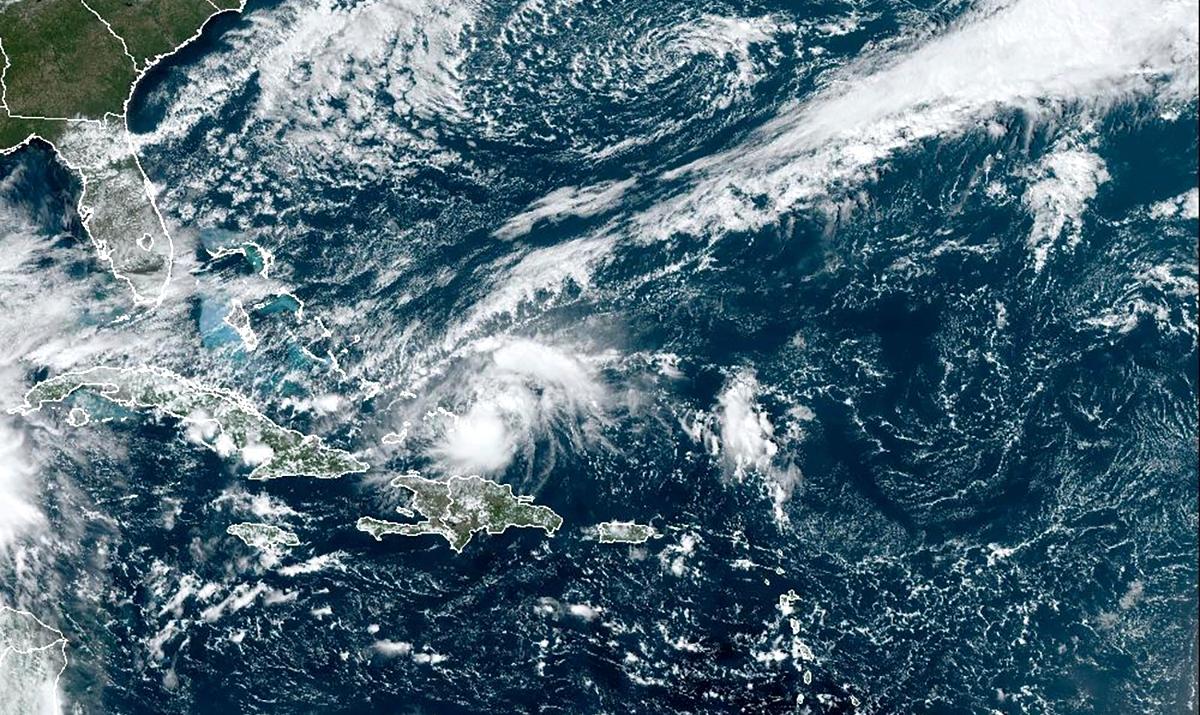 Oscar Brings Winds, Heavy Rains to Eastern Cuba After Striking the Bahamas