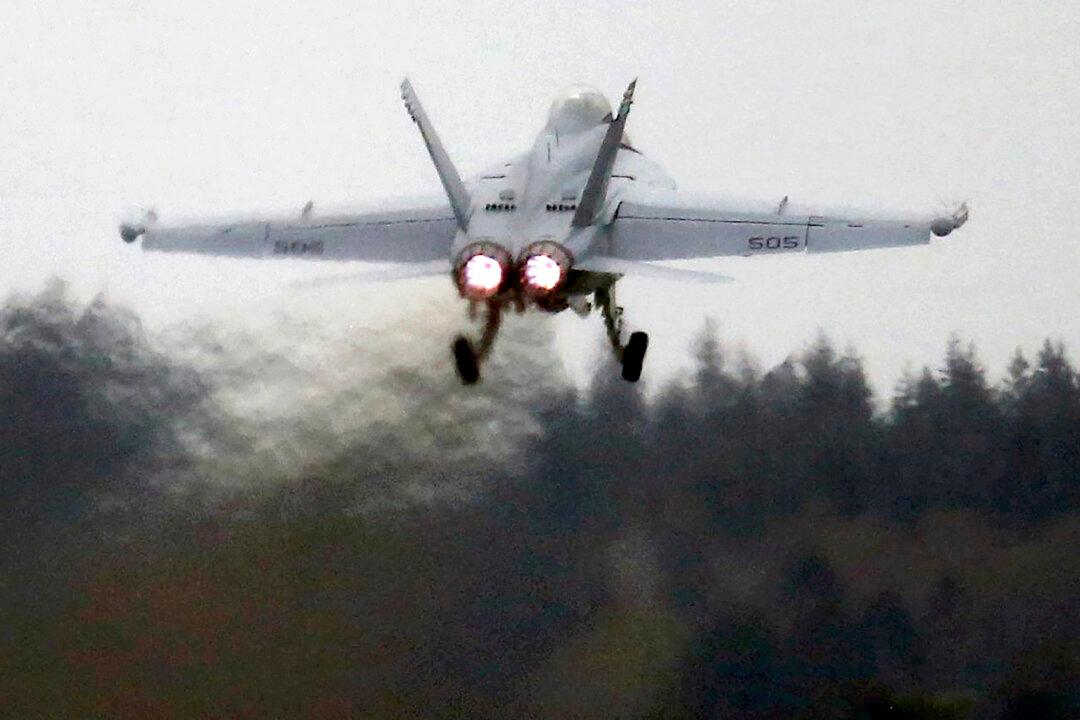 2 Navy Aviators Declared Dead After Fighter Jet Crashed in Washington State
