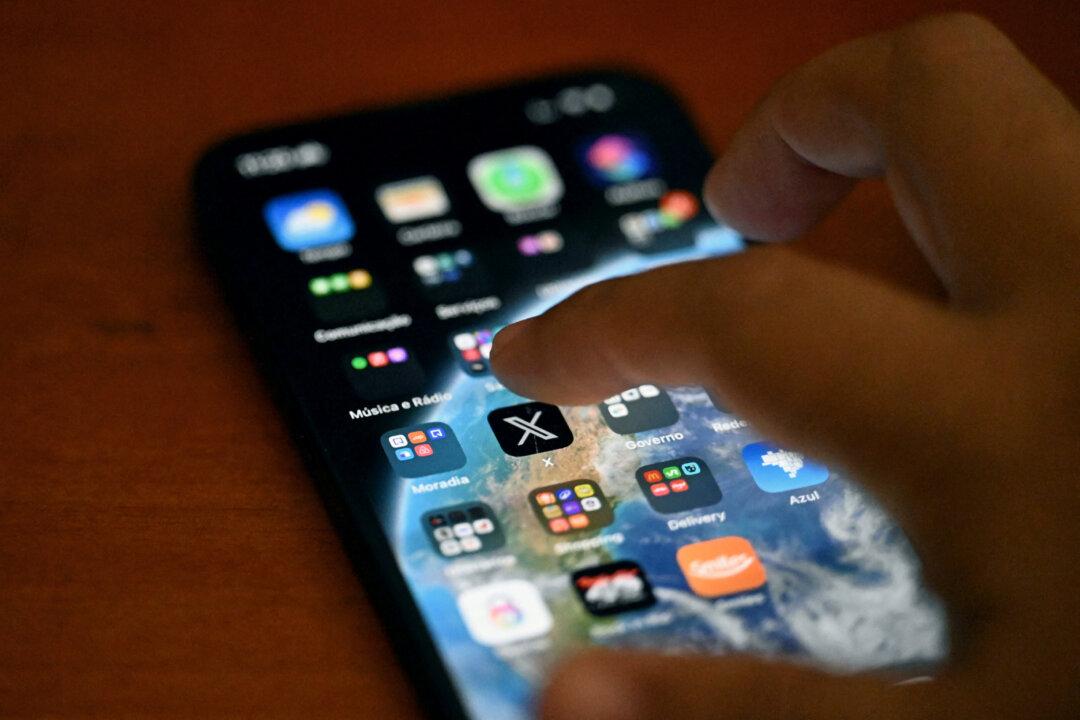 Australia’s Social Media Ban for Kids Rules Out Digital ID