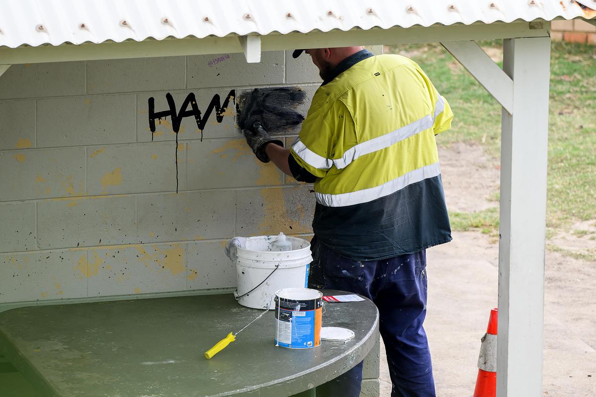 Sydney’s Bondi Beach Buildings Sprayed With the Word ‘Hamas’