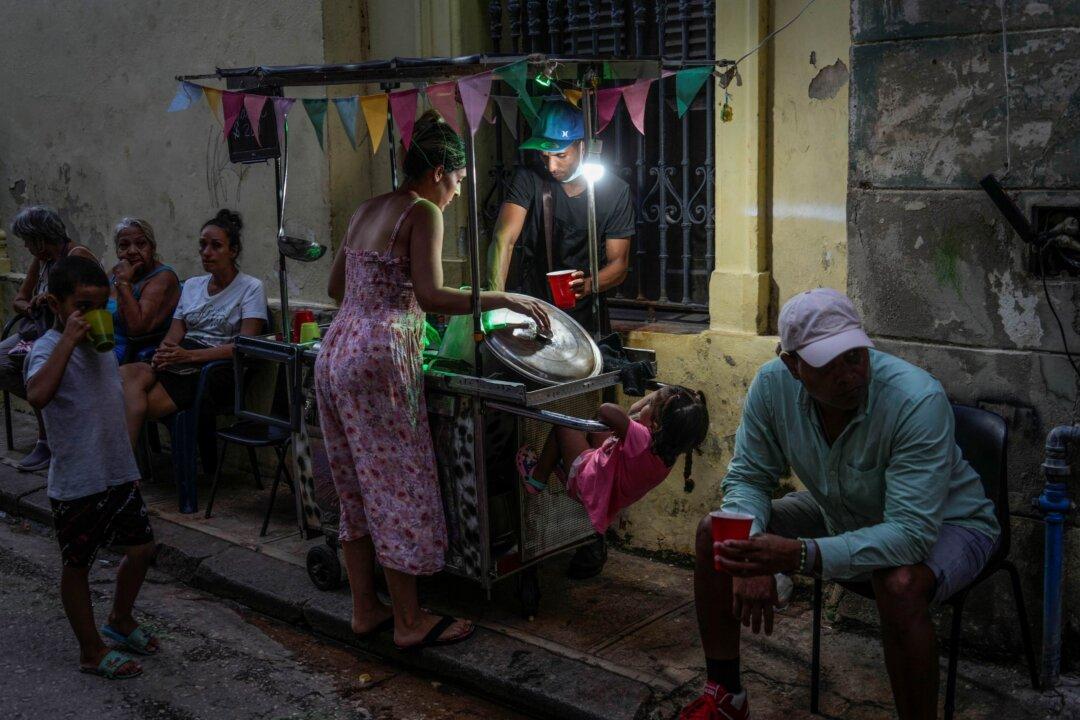Storm Causes at Least 6 Deaths in Cuba, Where Long Power Outage Is Raising Tempers