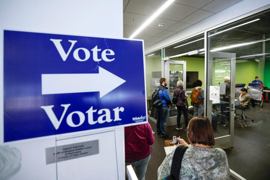 Early Voting Begins in Wisconsin With 17 Million Ballots Already Cast Nationwide
