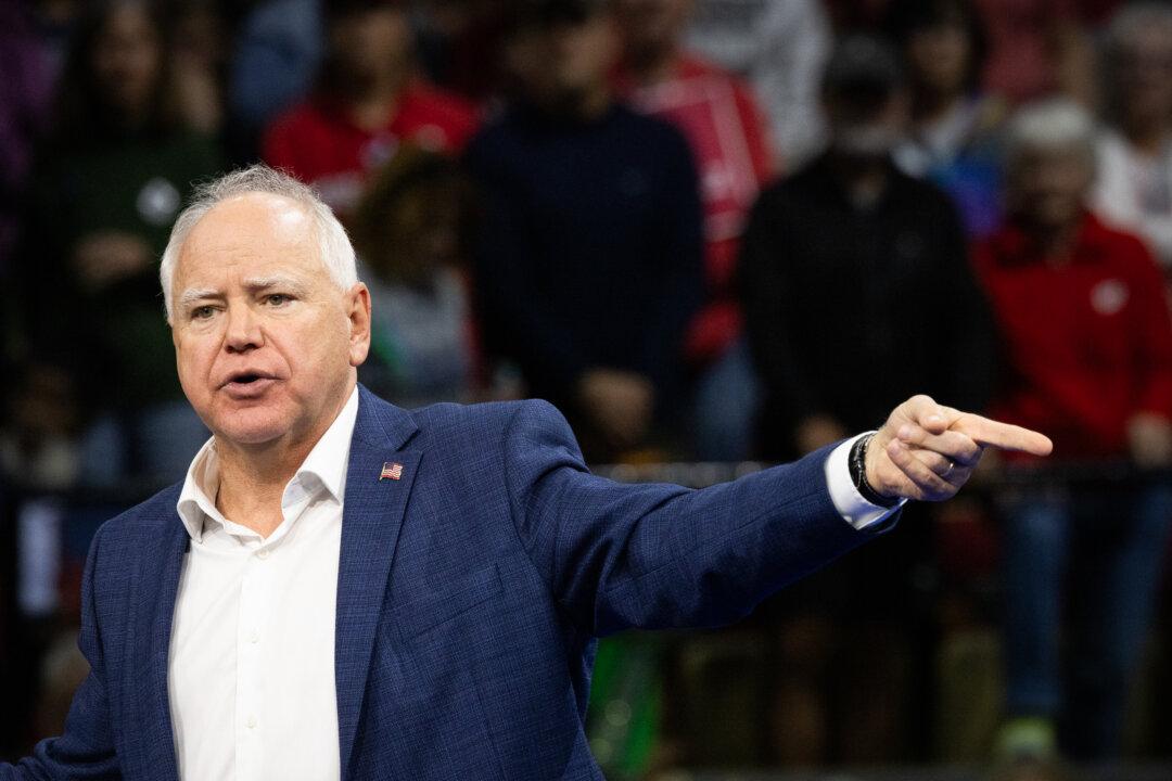 Walz to South Carolina Democrats: ‘We Lost Our Way' as a Party