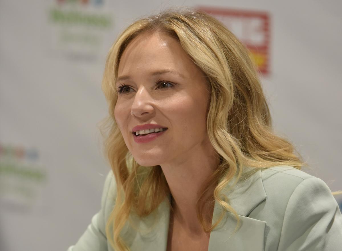 Jewel Promotes Mental Health While Unveiling New Album ‘Portal’
