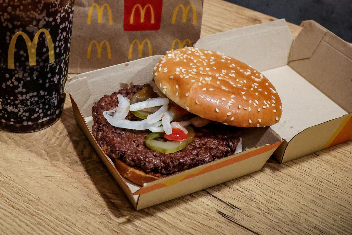E. Coli Outbreak Tied to McDonald’s Expands to 14 States, 104 Infected