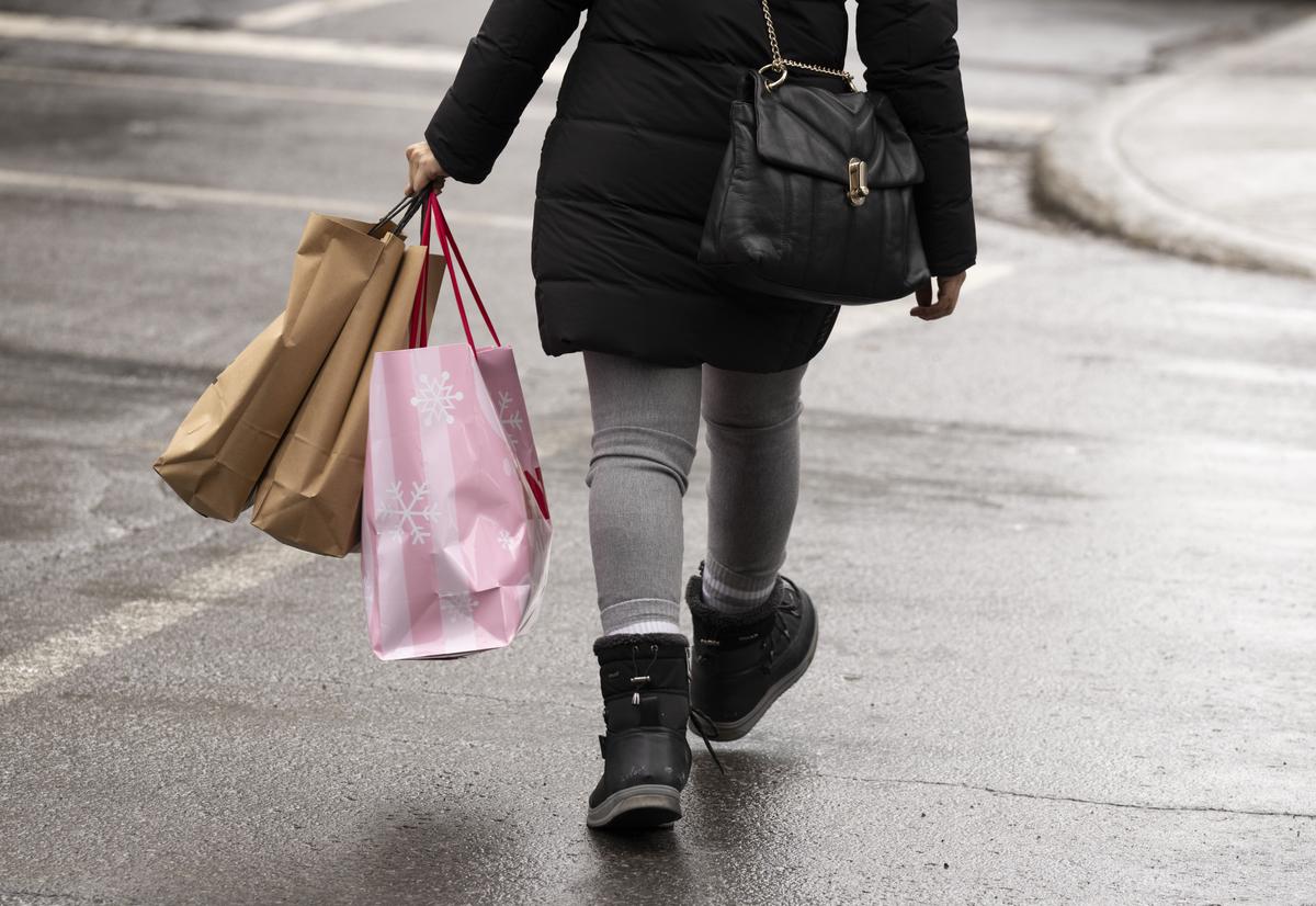 Retail Sales up Slightly in August as Consumer Spending Remains Muted