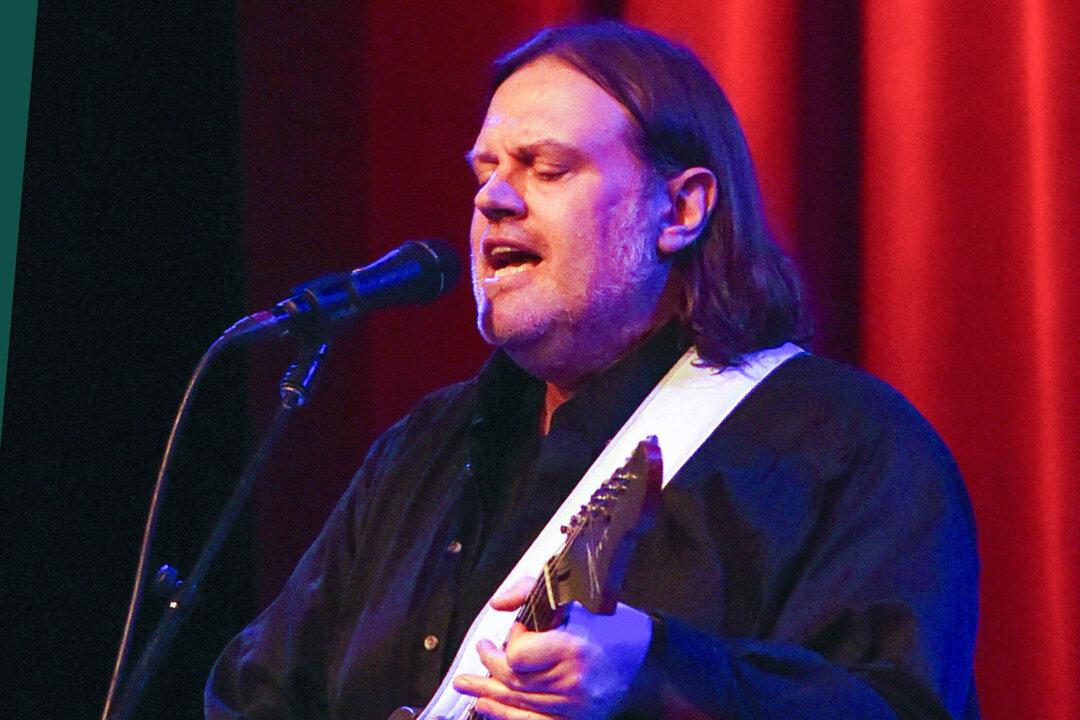 Singer-Songwriter Matthew Sweet Faces ‘Long, Uncertain Path to Recovery’ After Stroke