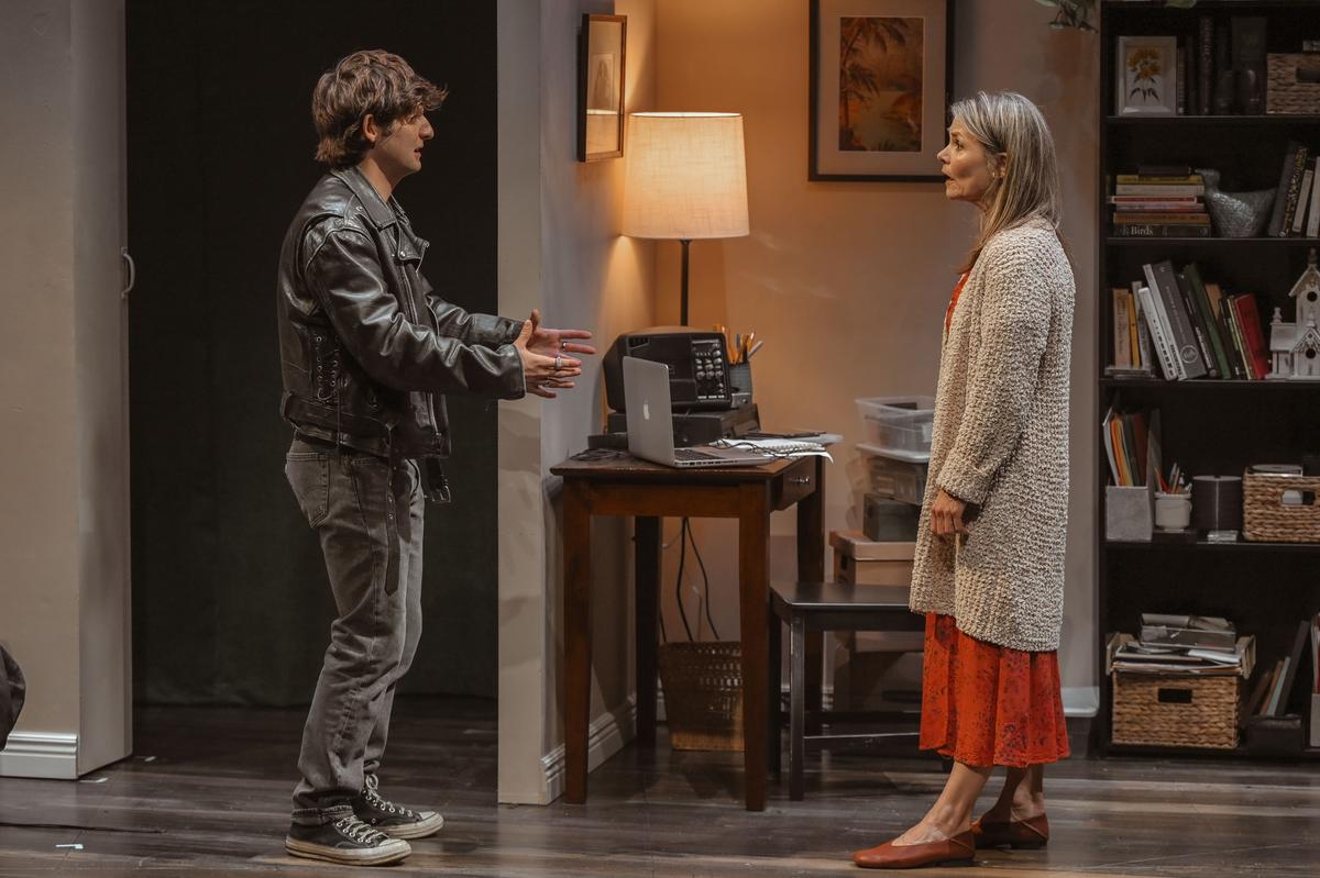 ‘Ashes & Ink’: Learning to Stand One’s Ground