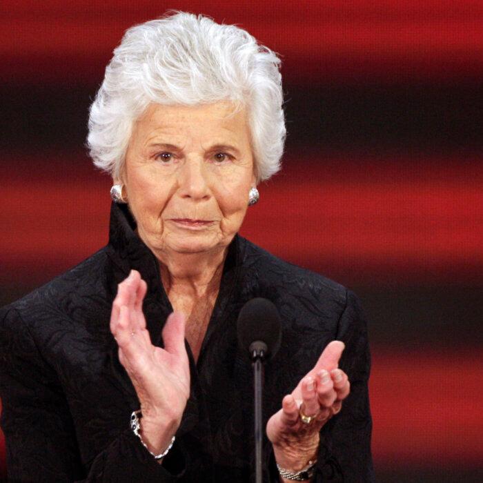 Ohio’s First Female House Speaker Jo Ann Davidson Dies at 97