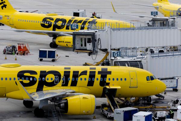 Spirit Airlines Announces Job Cuts, Aircraft Selloff Amid Financial Uncertainty