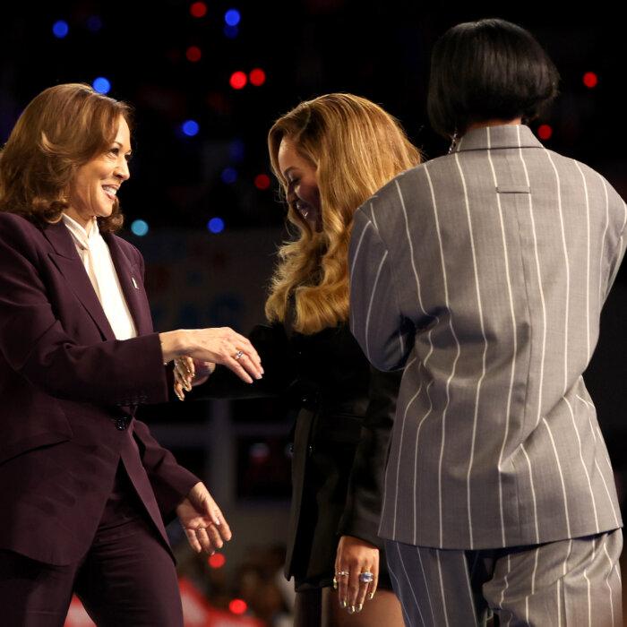 Harris Rallies in Houston With Beyonce