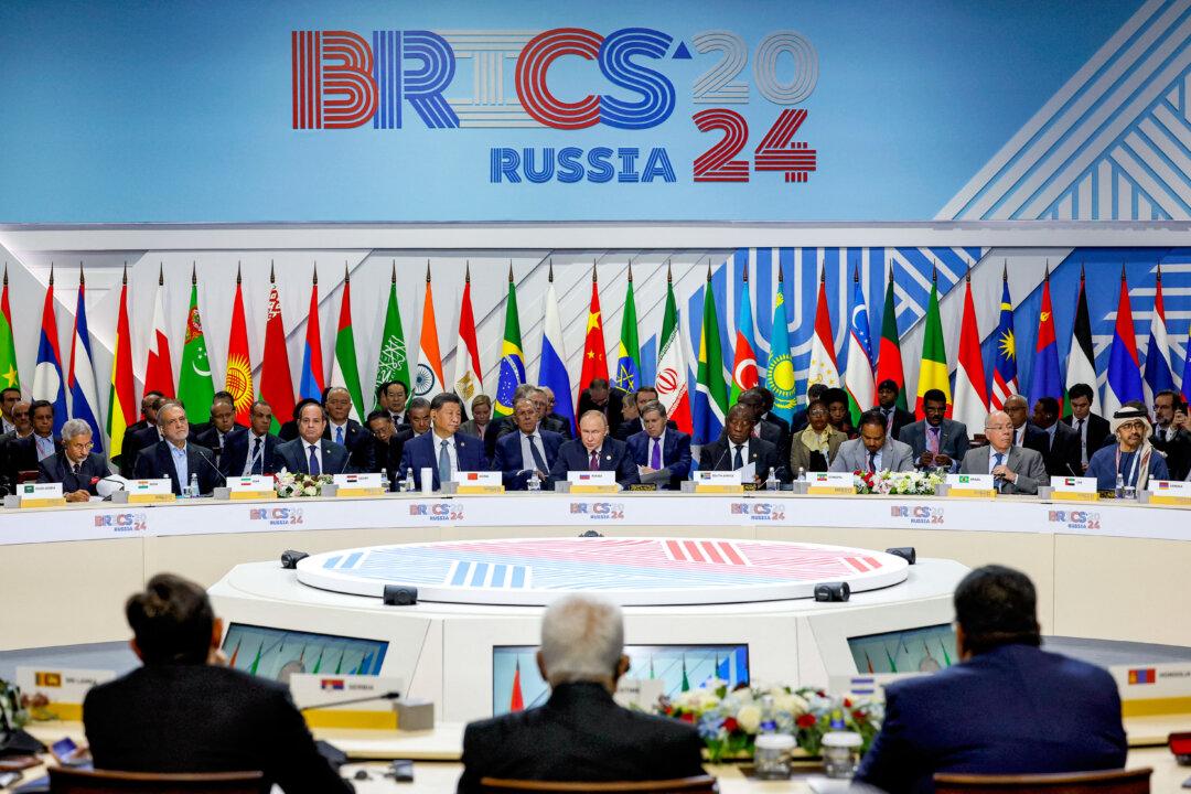 Russia’s Landmark BRICS Summit and the Specter of De-Dollarization