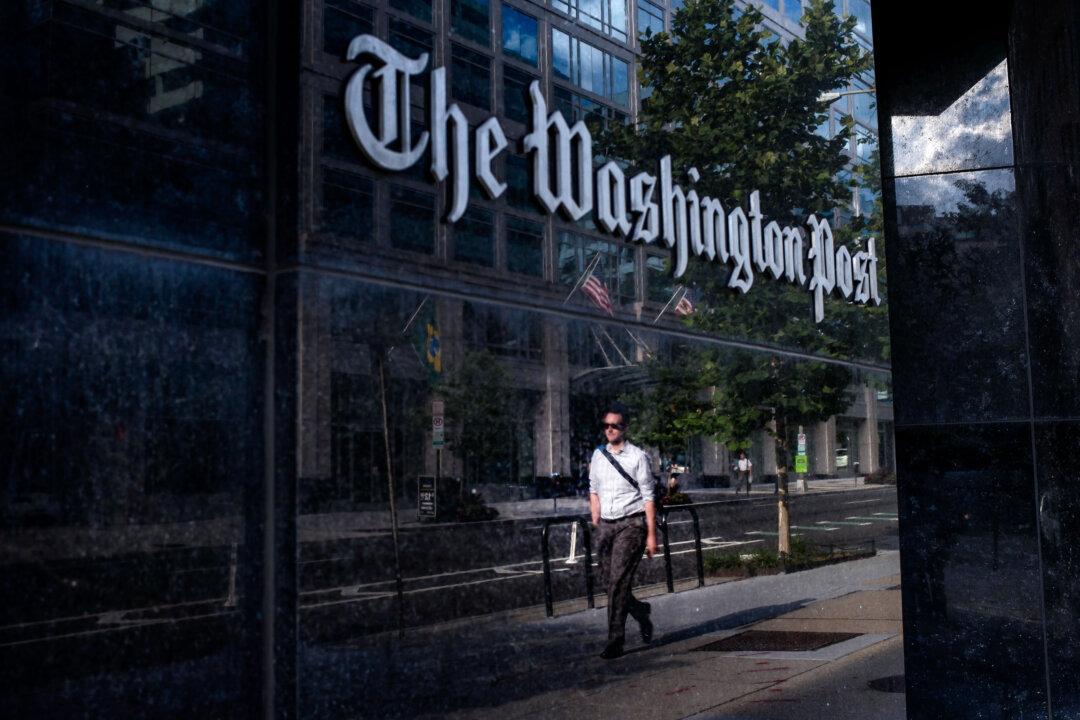 Washington Post Hit With Canceled Subscriptions, Resignations Over Non-Endorsement