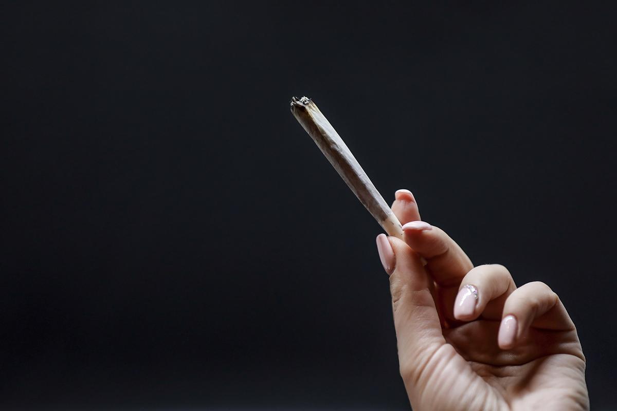 Cannabis-Usage During Pregnancy Linked to Aggression, Academic Failures in Children: Study
