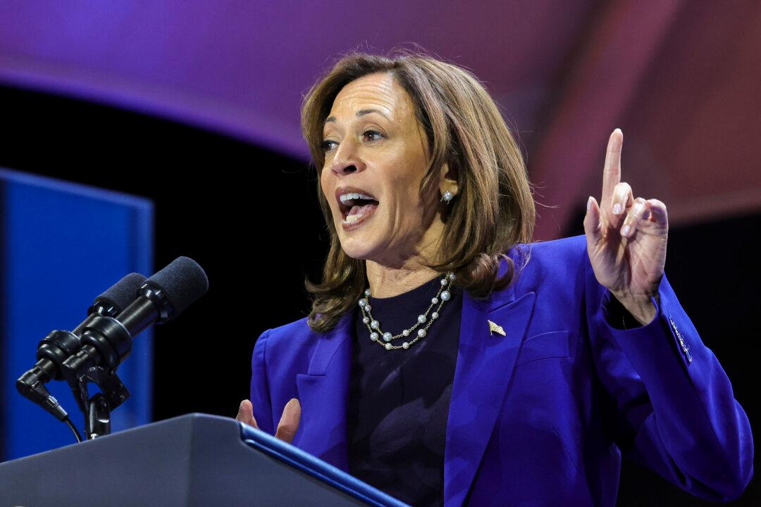 Harris Campaigns in Charlotte, North Carolina