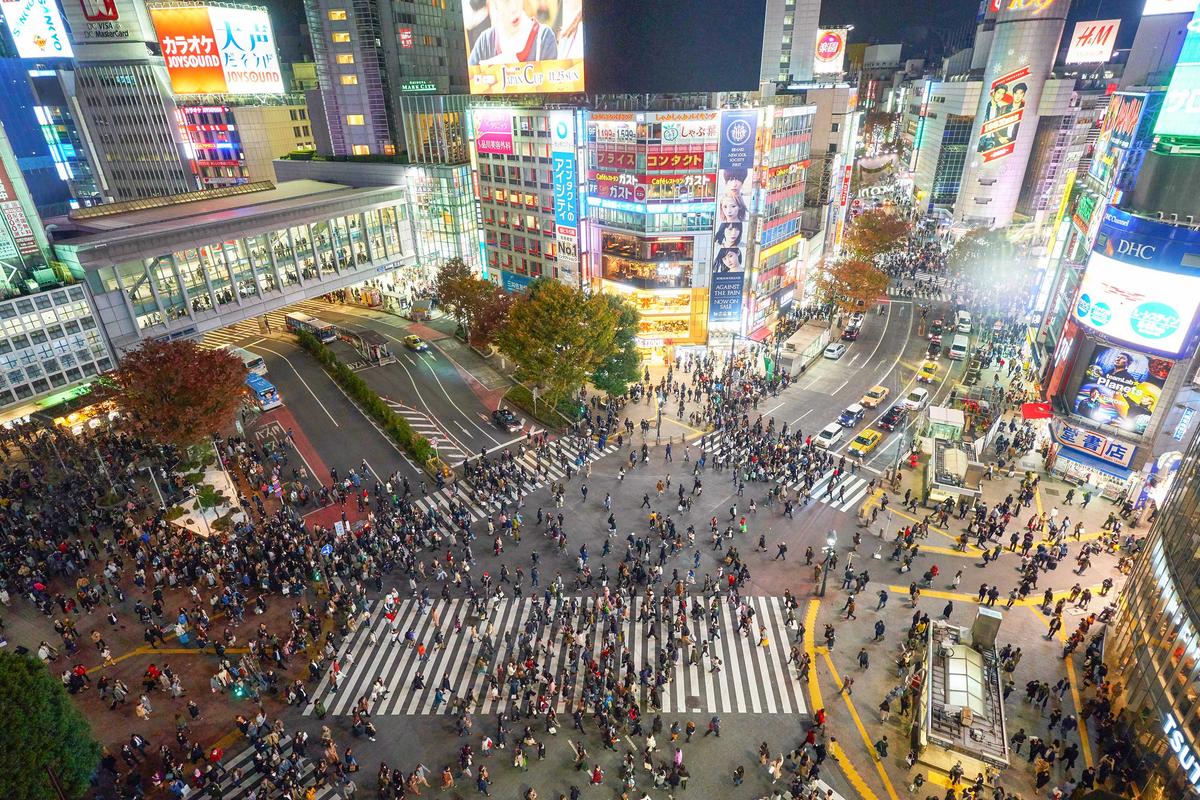 An aerial view of the famous Shibuya crossing. (Timo Volz/Unsplash)