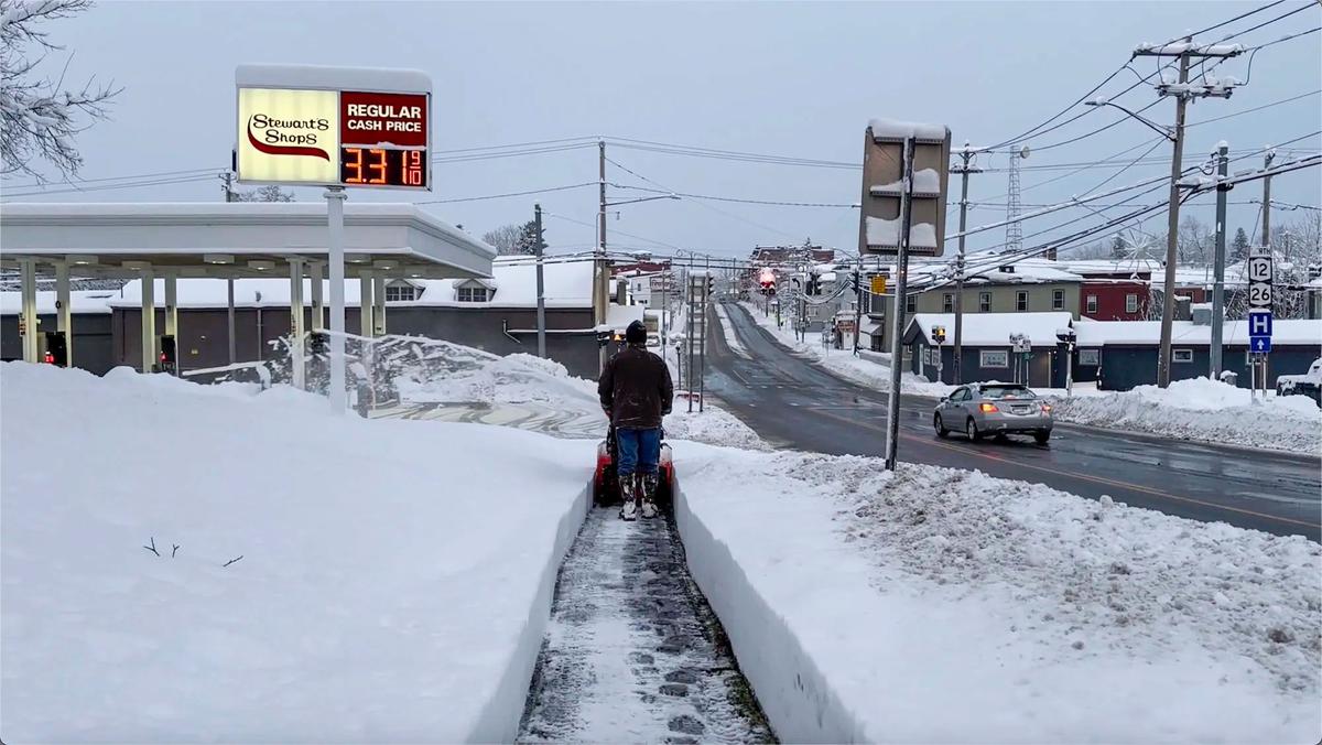 Arctic Blast Brings Bitter Cold, Heavy Snow, and Travel Chaos Across Northern US