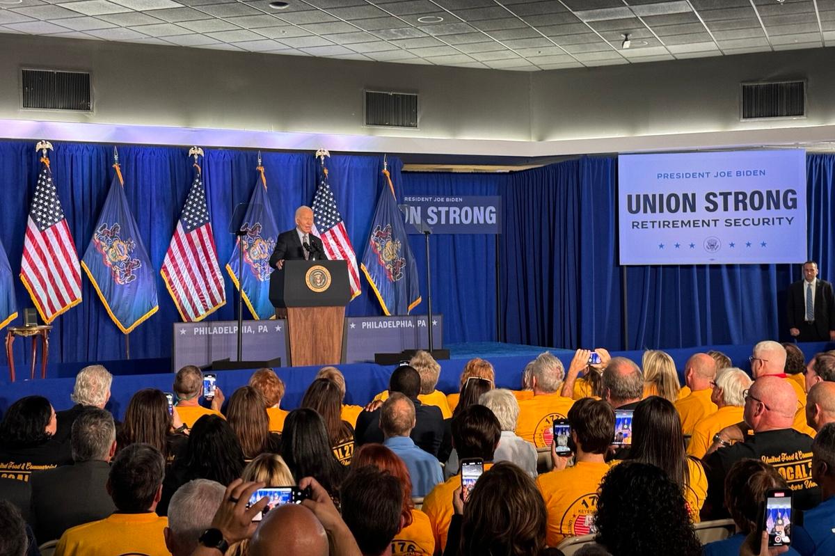 Biden Speaks to Unions in Battleground Pennsylvania Days Before Election thumbnail