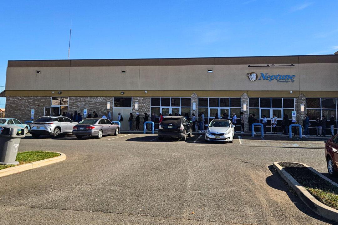 NJ Voters Cite Inflation, Immigration, Women’s Rights, Normalcy as Top Issues This Election