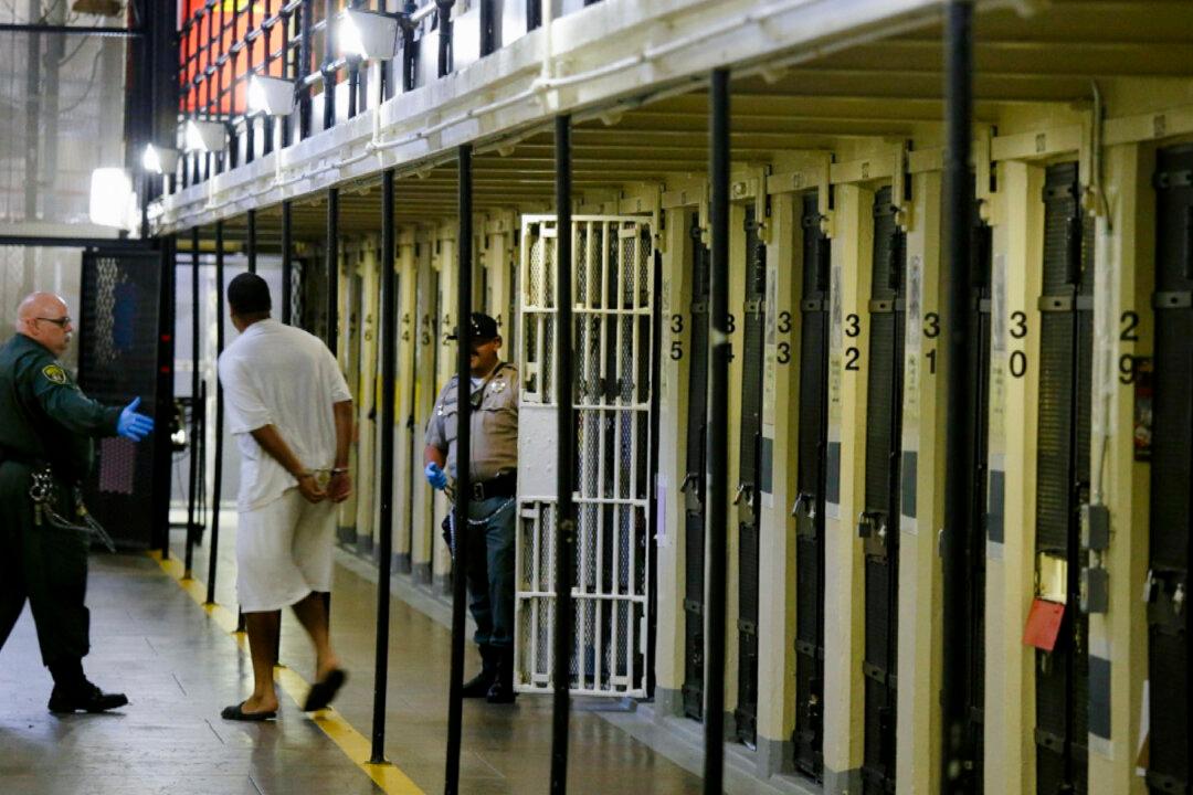 Los Angeles County DA Brings Back Death Penalty for Some Murder Cases