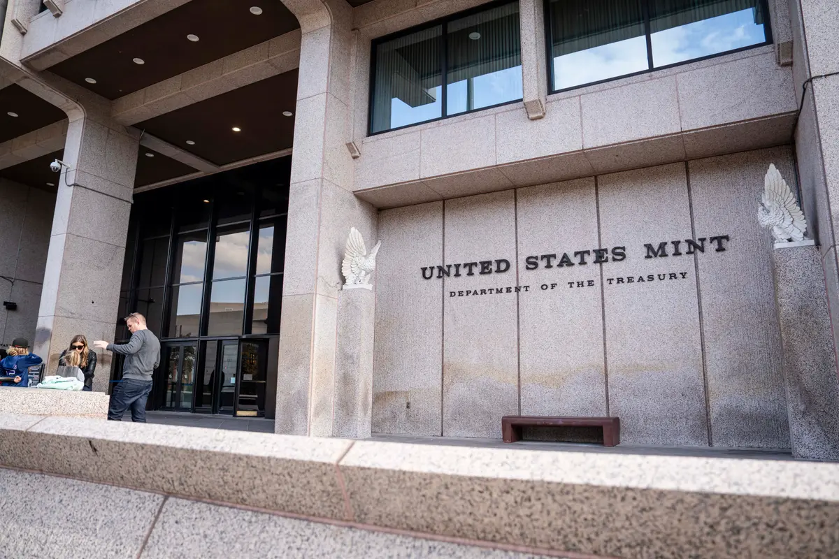 US Mint Releases Coin Series Marking America’s 250th Anniversary of Independence thumbnail