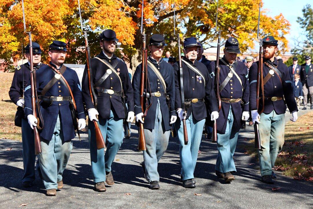 Remains of Nearly 30 Civil War Veterans Found in Funeral Home’s Storage Are Laid to Rest