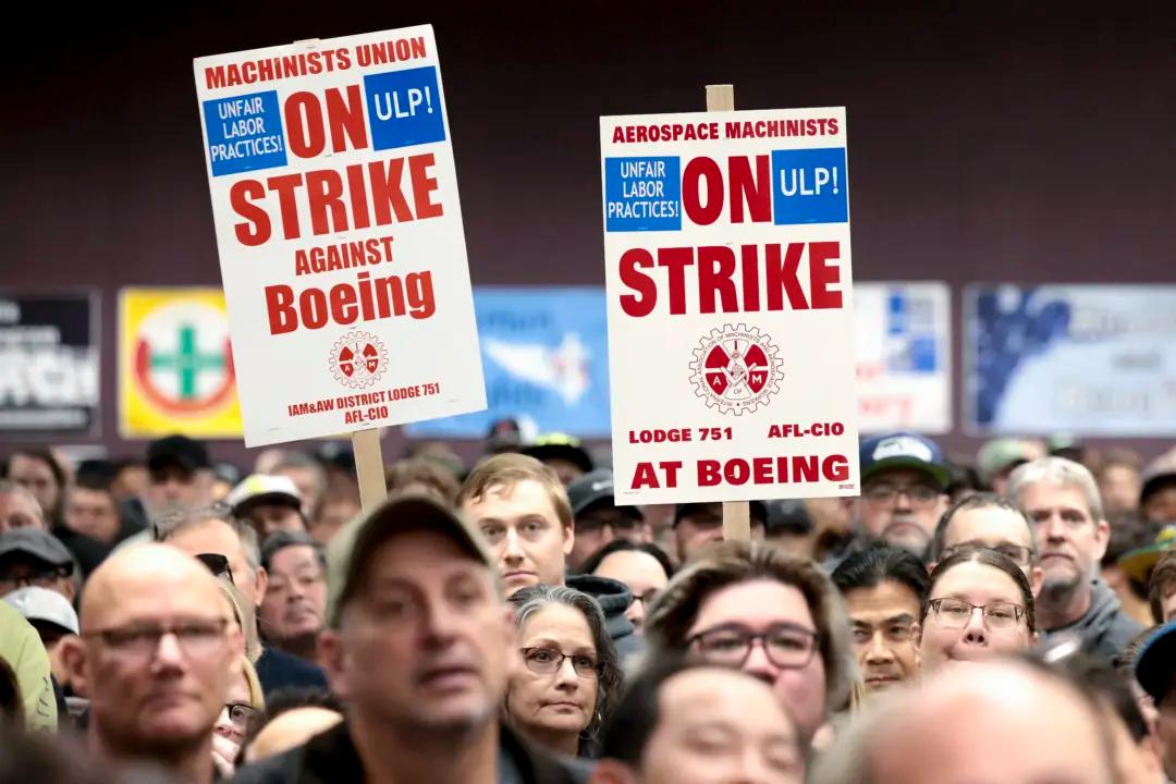 Boeing Strike Ends as Workers Approve New Labor Contract