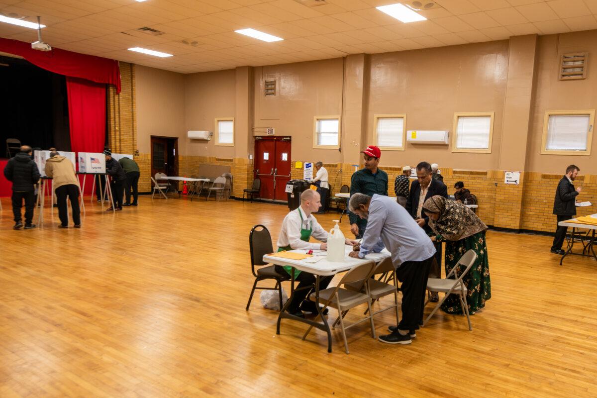 Residents vote for the Masjid Al Fara polling station in Hamtramuk, Michigan on November 5th, 2024 (Davslens Photography in the Epoch era)