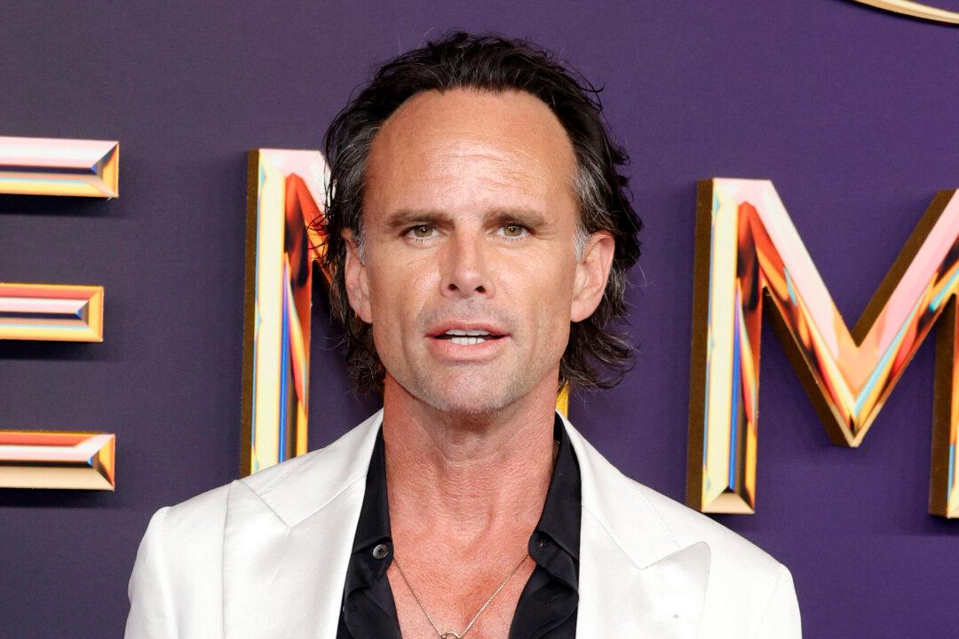 ‘White Lotus’ Star Walton Goggins on His ’Extreme' Diet on Set
