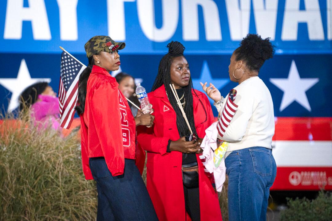 Harris’s Path Fades as 5 Swing States yet to be Called