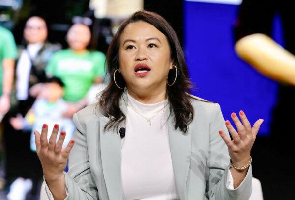 Former Oakland Mayor Charged in Alleged Corruption Scheme