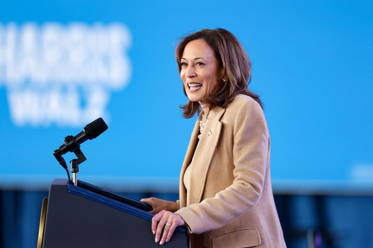 Harris to Speak at 4pm After Election Night Defeat