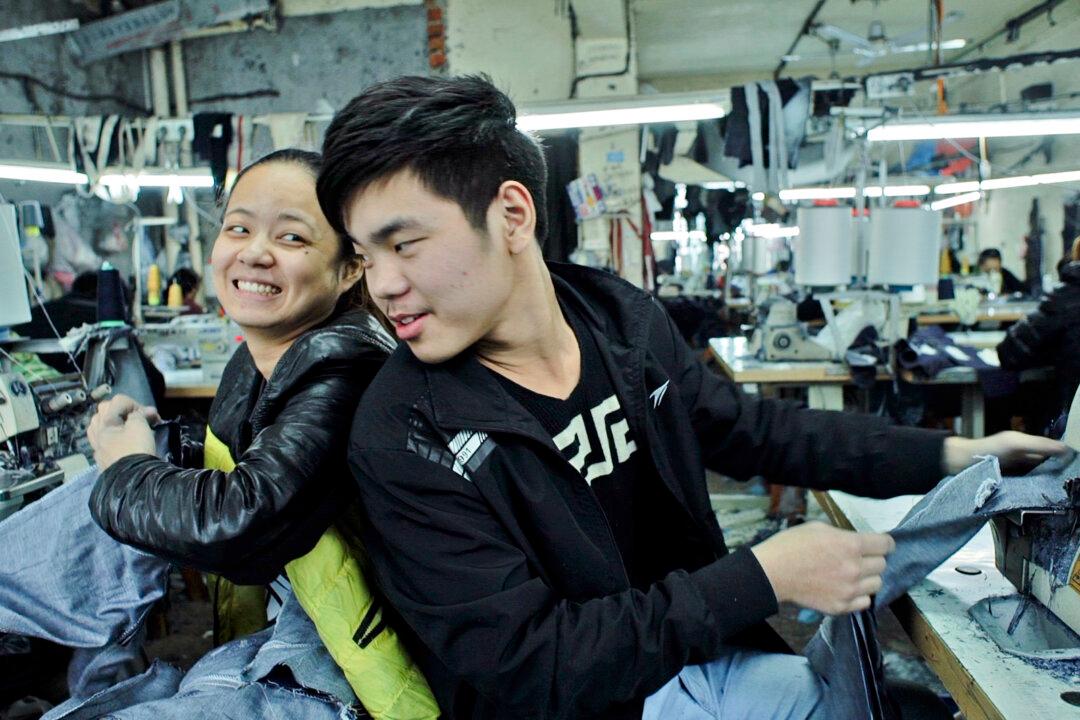‘Youth (Hard Times)’ and ‘Youth (Homecoming)’: Chinese Migrants Up Close