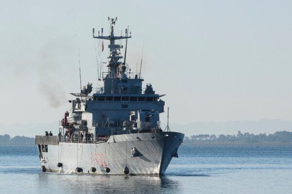 The Italian navy ship Libra approaches the port of Shengjin, Albania, on Nov. 8, 2024 (Vlasov Sulaj/AP Photo)