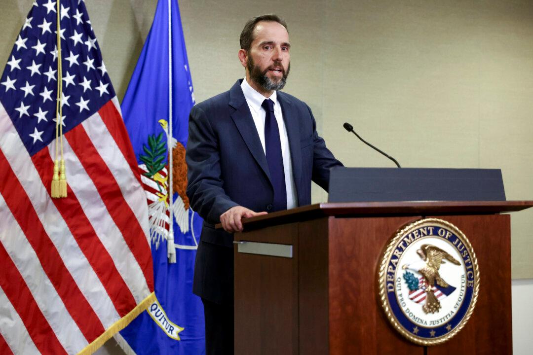 Attorneys for Jack Smith Respond to Federal Watchdog Probe