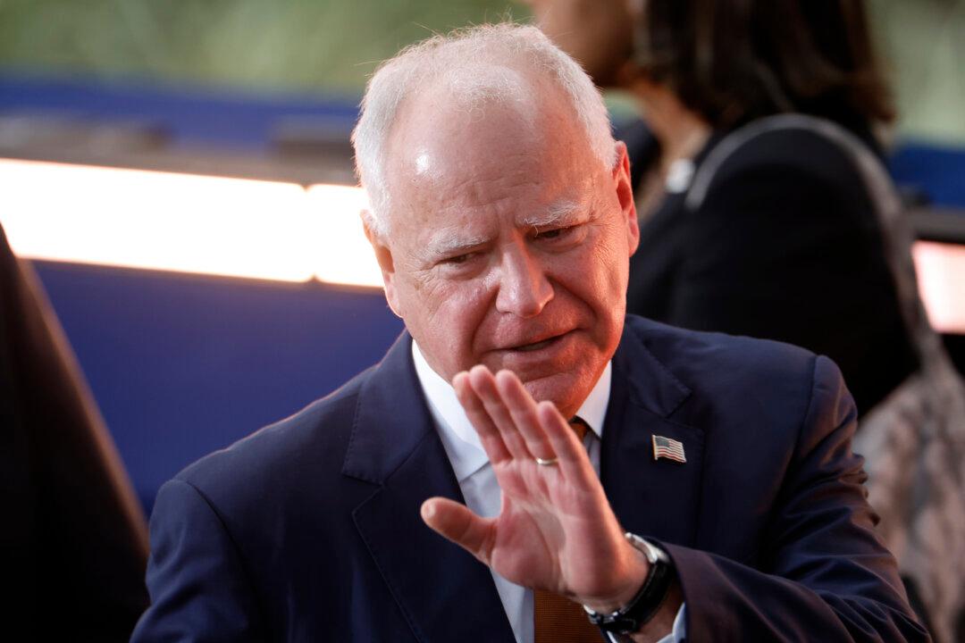 Walz Urges Democrats to Reconnect With Disengaged Young Men