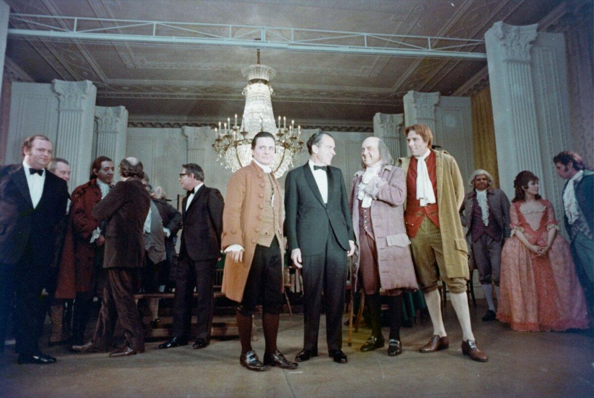 President Richard Nixon with the cast of "1776," after a performance in the East Room of the White House. (Public Domain)
